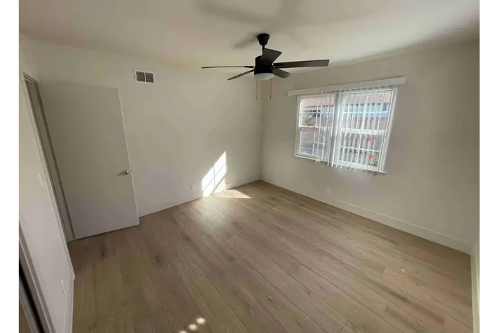 $2699 : New remodel 3bed in LA image 6