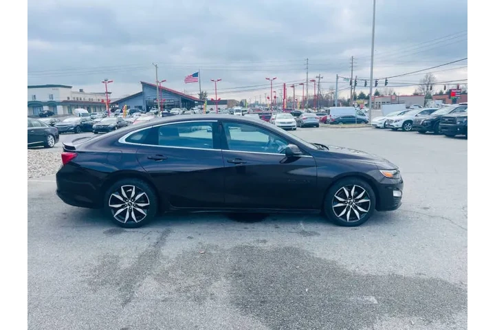 $12999 : 2021 Malibu RS image 8