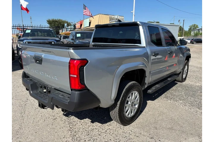 2025 Tacoma SR 4WD image 6