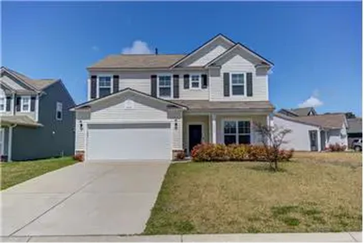 $2600 : Rental property with 4 bedro image 1