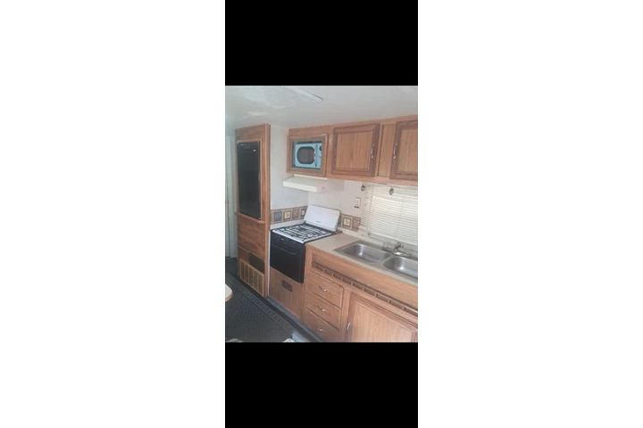 $900 : RENTO TRAILER .( Miami gardens image 7