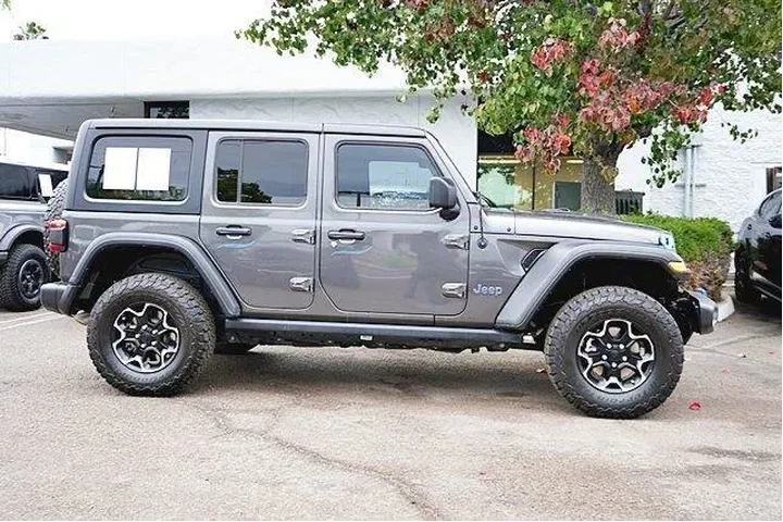 $31747 : Jeep Wrangler Unlimited 2021 image 7
