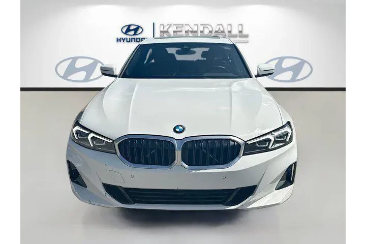 $38998 : BMW 3 Series 2024 AWD 330i x image 2