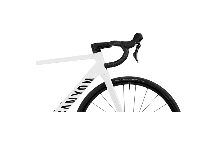 $1679 : 2026 Canyon Ultimate CF 7 image 1