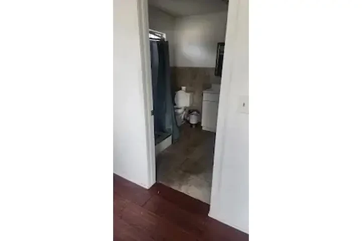 $1250 : SE RENTA CASITA📍 image 2