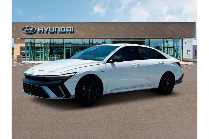 $24762 : Hyundai ELANTRA 2025 N Line image 2