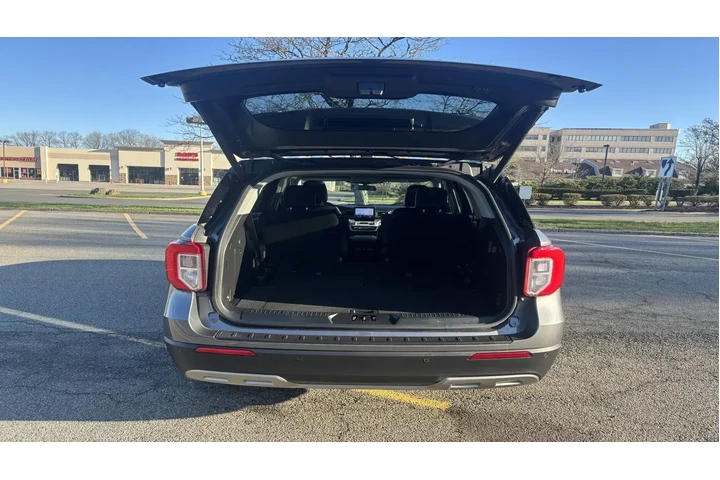 $33985 : Ford Explorer 2022 AWD XLT 4 image 6