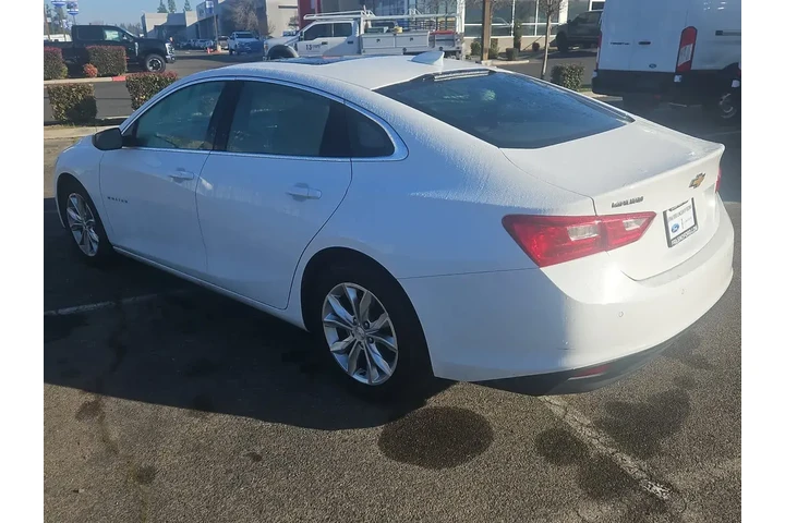 $18000 : Chevrolet Malibu 2024 LT 4dr image 6