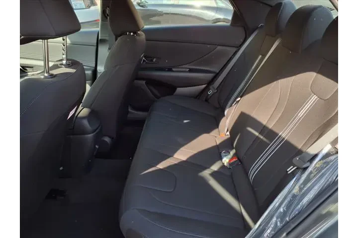 $22602 : Hyundai ELANTRA Hybrid 2025 image 7