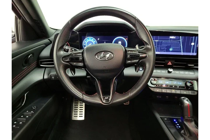 $24998 : Hyundai ELANTRA 2023 N Line image 10