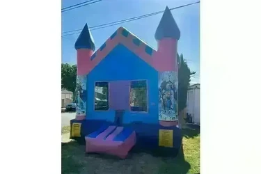 ESPECIAL DE  RENTA DE JUMPERS en Los Angeles