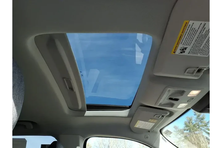 $34317 : Ford Maverick 2026 AWD XLT 4 image 9