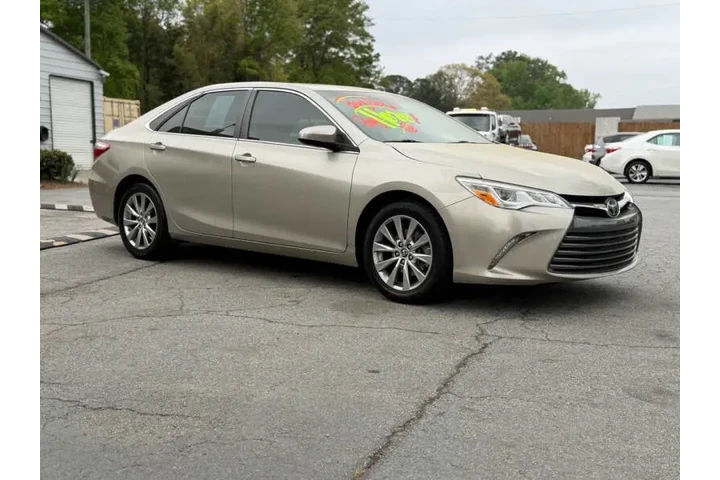 $14900 : 2015 Camry XLE V6 image 8