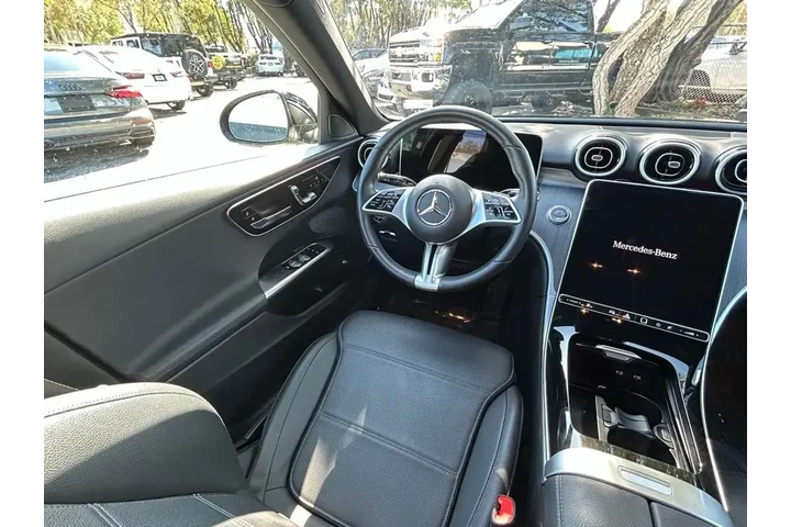 $35945 : Mercedes-Benz C-Class 2025 A image 9