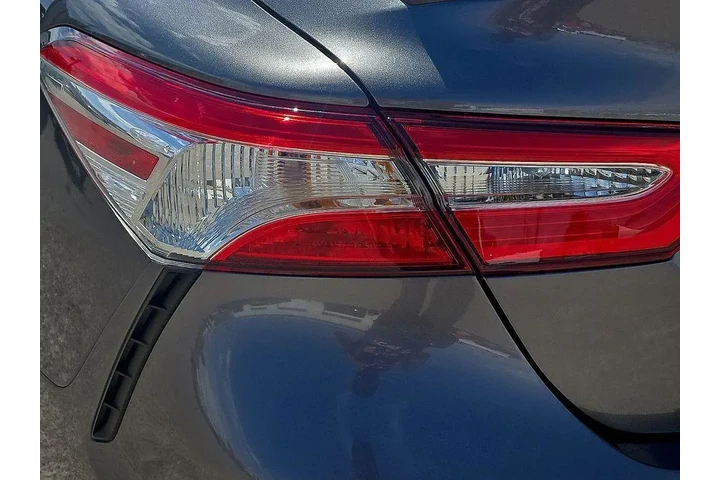 $23995 : Toyota Camry 2020 SE 4dr Sed image 10