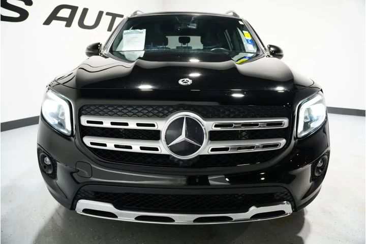 $20832 : 2020 GLB 250 image 2