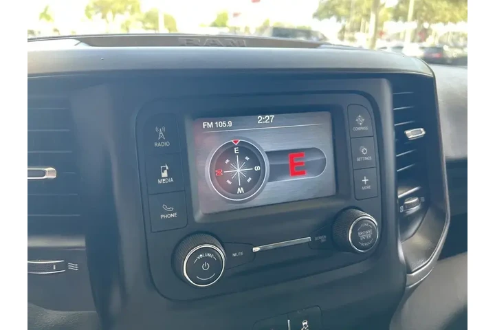 $29736 : Ram 2500 2019 4x4 Tradesman image 10