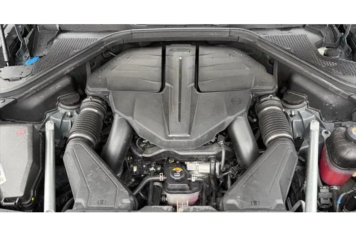 $60 : Genesis GV80 Coupe 2025 AWD image 8