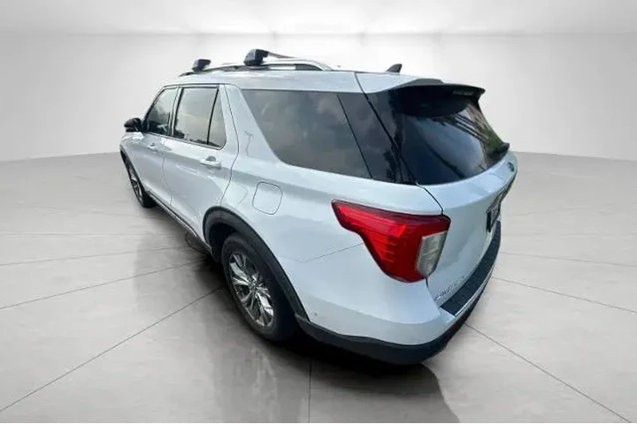 $22995 : Ford Explorer 2021 AWD Limit image 3