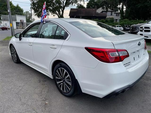 $18900 : 2018 SUBARU LEGACY2018 SUBARU image 7