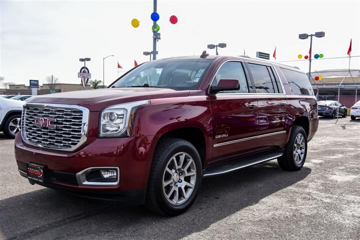 Yukon XL Denali image 3