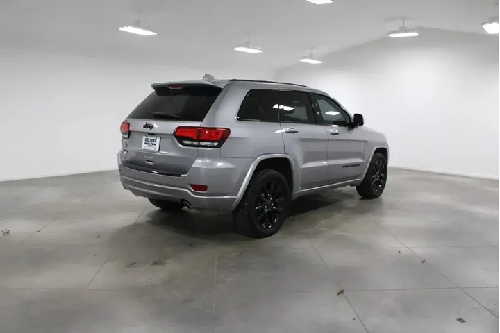 $16718 : Jeep Grand Cherokee 2018 4x4 image 9