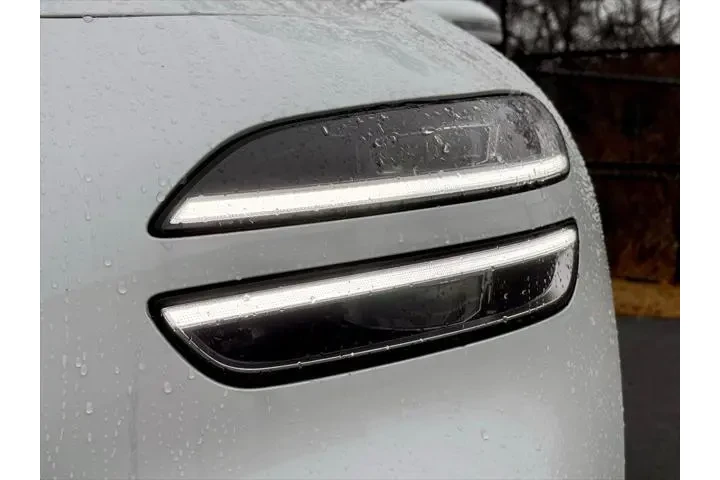 $39999 : Genesis G70 2025 2.5T Standa image 10