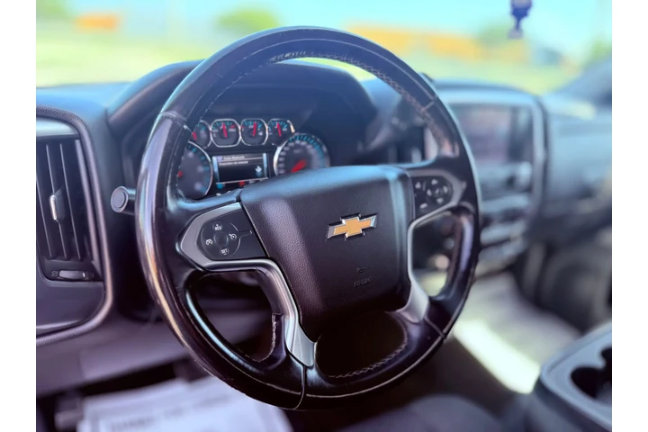 $19900 : Chevrolet Silverado 2015 image 3