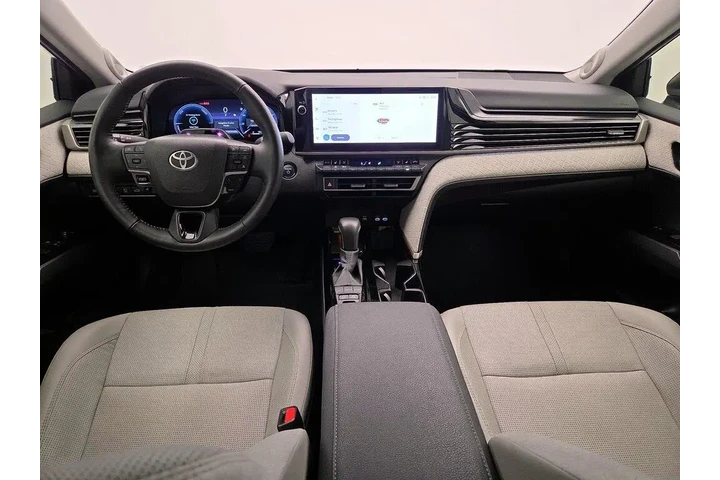 $38998 : Toyota Camry 2025 AWD XLE 4d image 9