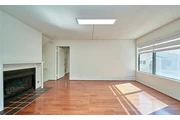 $1950 : 2Bedroom Apt in Vermont Ave thumbnail