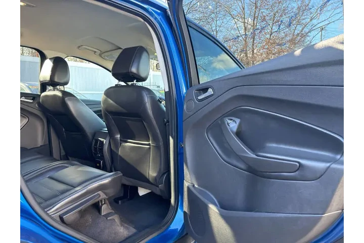 $10499 : 2017 Escape Titanium image 10