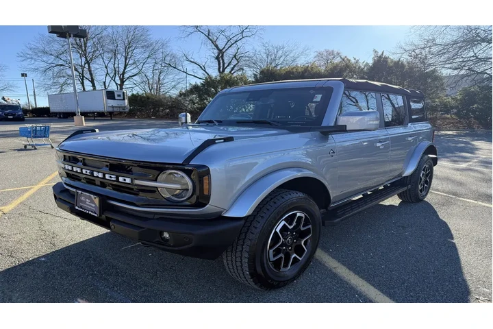 $39985 : Ford Bronco 2023 4x4 Outer B image 1