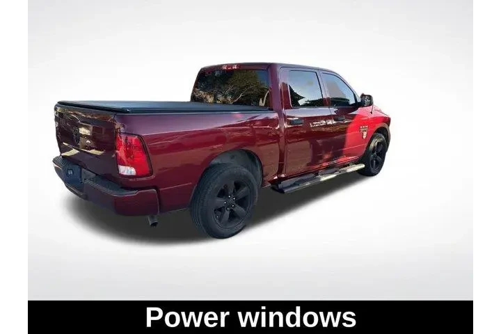 $18877 : Ram 1500 2018 4x2 Express 4d image 5