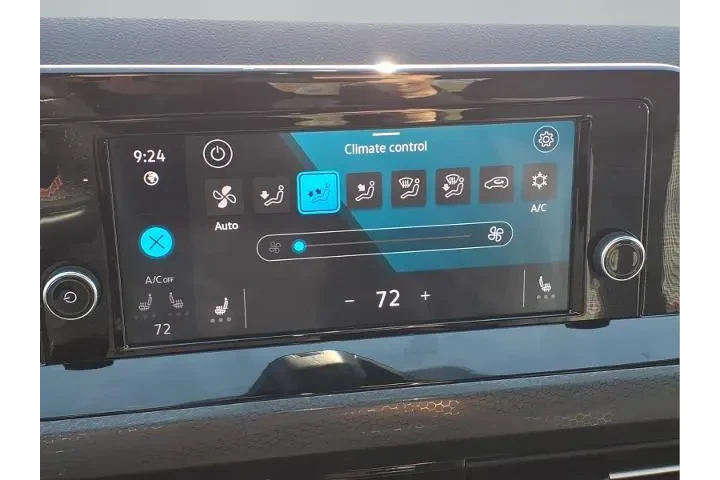 $25984 : Volkswagen Golf GTI 2024 S 4 image 7