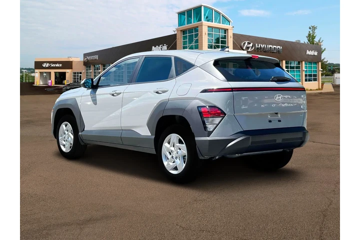 $22900 : Hyundai KONA 2025 AWD SE 4dr image 5