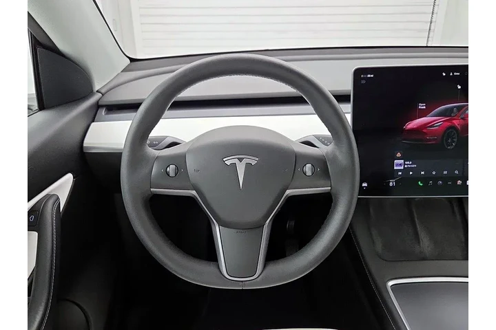 $30998 : Tesla Model Y 2022 AWD Long image 10