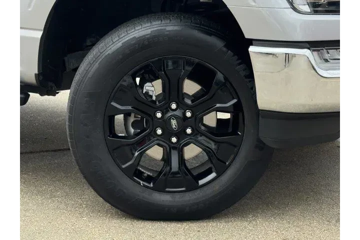 $34946 : Ford F-150 2022 4x4 XL 4dr S image 3