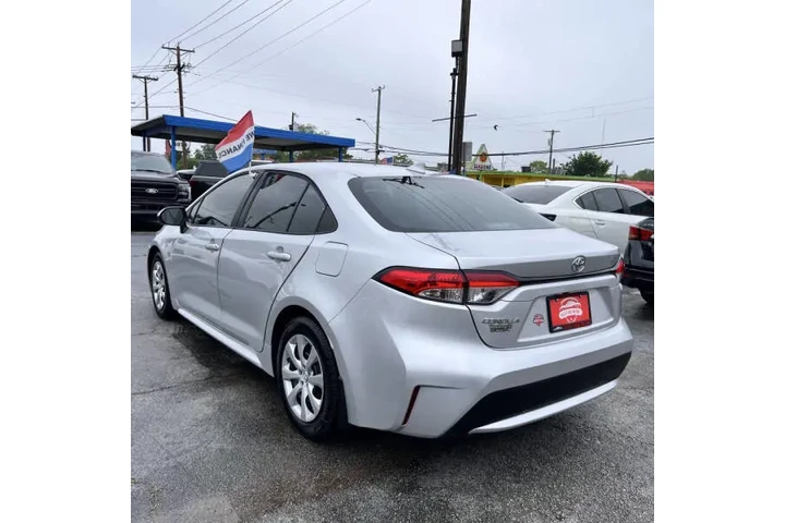 $16995 : 2020 Corolla LE image 8