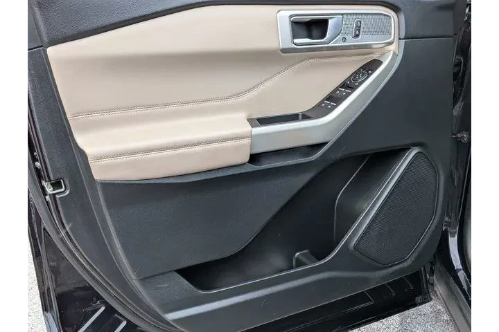 $31888 : Ford Explorer 2023 AWD XLT 4 image 10