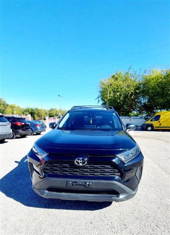 $20990 : 2021 RAV4 LE image 2