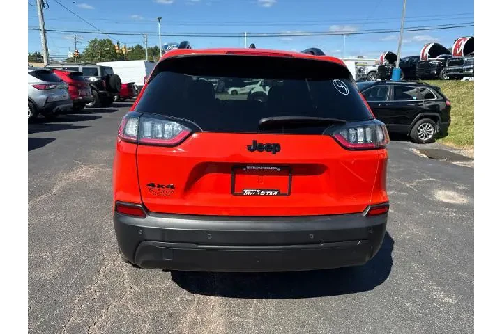 $26988 : Jeep Cherokee 2021 4x4 Latit image 5