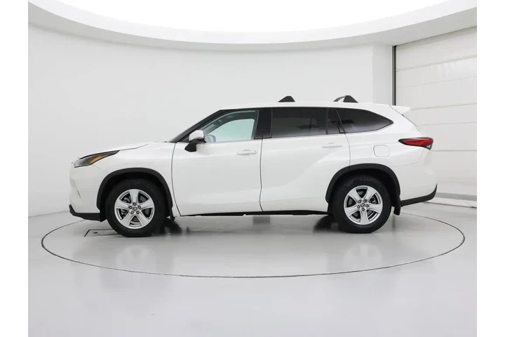 $29998 : Toyota Highlander 2021 AWD L image 3