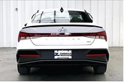 $28979 : Hyundai ELANTRA Hybrid 2025 thumbnail