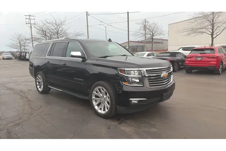 $24995 : 2017 SUBURBAN image 4