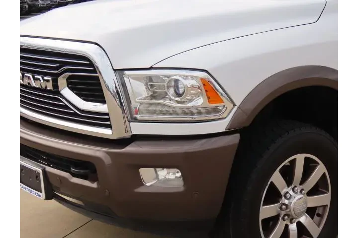 $39999 : Ram 3500 2018 4x4 Laramie Lo image 3