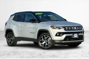 $24990 : Jeep Compass 2025 4x4 Limite thumbnail