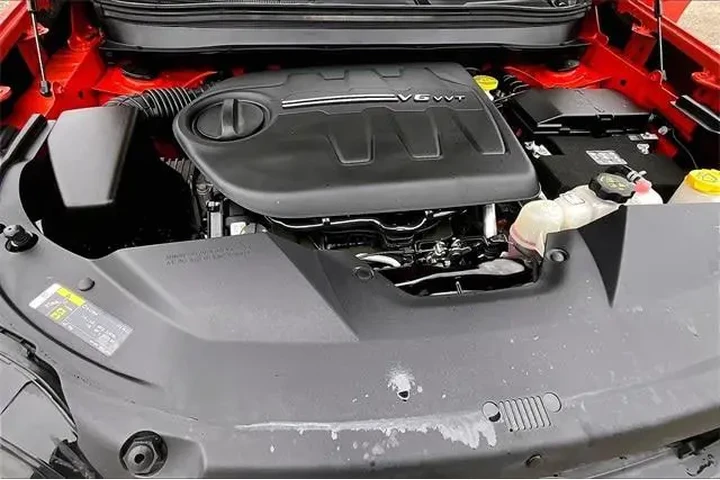 $22999 : Jeep Cherokee 2021 4x4 Trail image 9