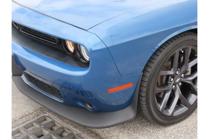 $36999 : Dodge Challenger 2023 R/T 2d image 3