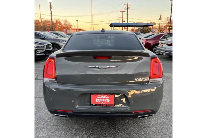 $18995 : 2018 300 S image 8