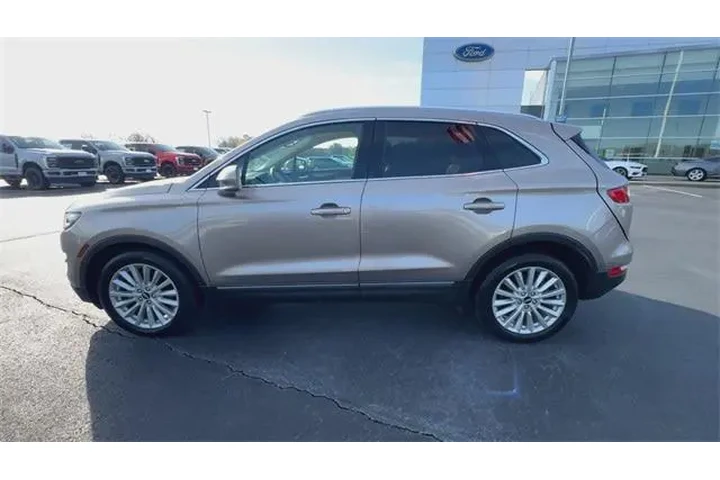 $16990 : Lincoln MKC 2019 Premiere 4d image 5